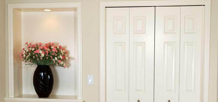 residential closet door repair in Inglewood
